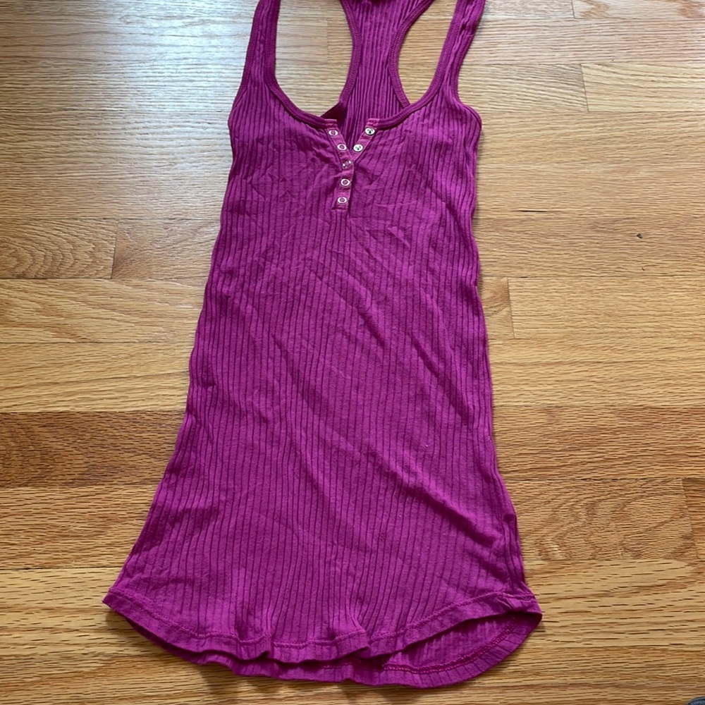 Omgirl top in fushia